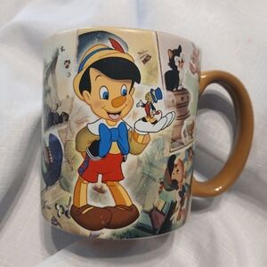 Disney Store Pinocchio Movie Print Ceramic Mug Coffee Cup 16 oz